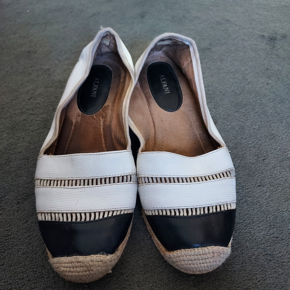 Alfani Urbina Espadrille Low Wedge shoes Size 9 Casual Errands Beachy Everyday